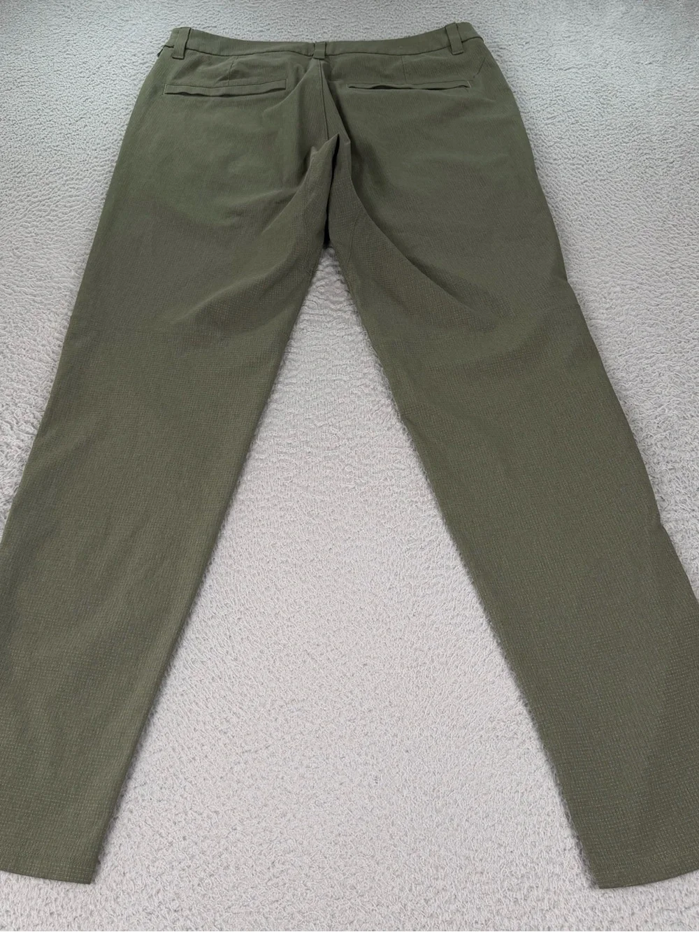 Lululemon Commission Pants Mens 32 Green Slim Fit WovenAir Chino Athleisure